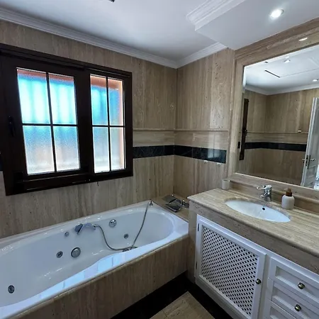 Relaxing With Private Pool Appartement *